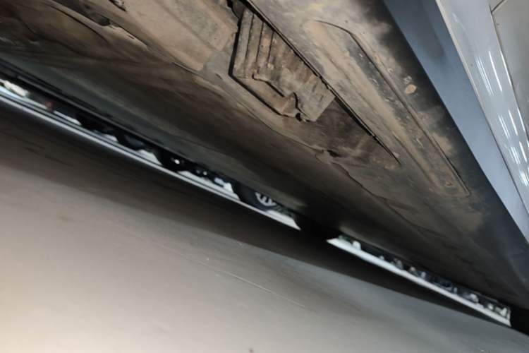 Used BMW i3 2025 eDrive 35 L Left Side Sill