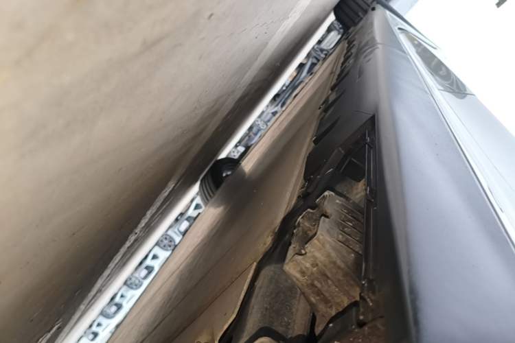 Used BMW i3 2025 eDrive 40 L Midnight Edition Left Side Sill