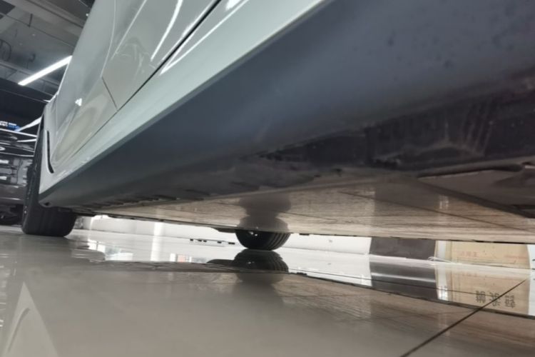 Used BMW i3 2025 eDrive 40 L Midnight Edition Left Side Sill