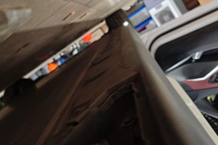 Used BMW i3 2025 eDrive 35 L Left Side Sill