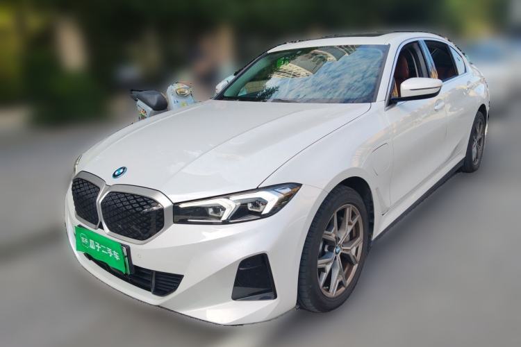 BMW i3 2025 eDrive 35 L