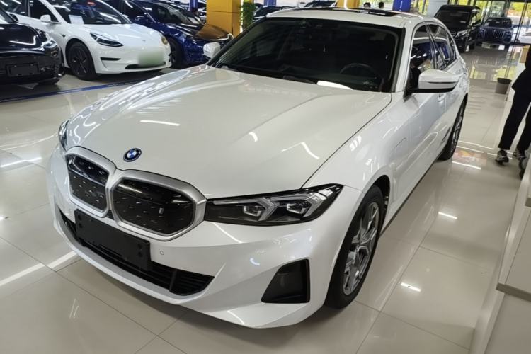 BMW i3 2024 eDrive 35 L