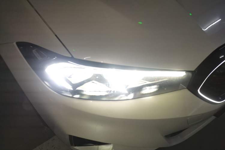 Used BMW i3 2025 eDrive 40 L Midnight Edition Right Front Headlight