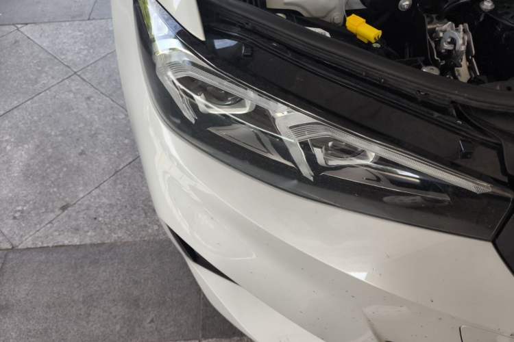 Used BMW i3 2025 eDrive 40 L Midnight Edition Right Front Headlight