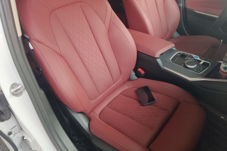 Used BMW i3 2025 eDrive 35 L Right Front Seat