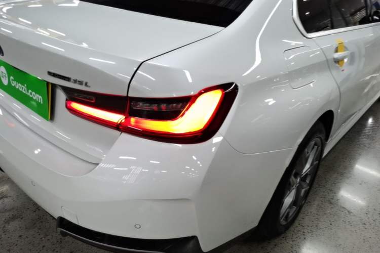 Used BMW i3 2025 eDrive 35 L Right Rear Taillight
