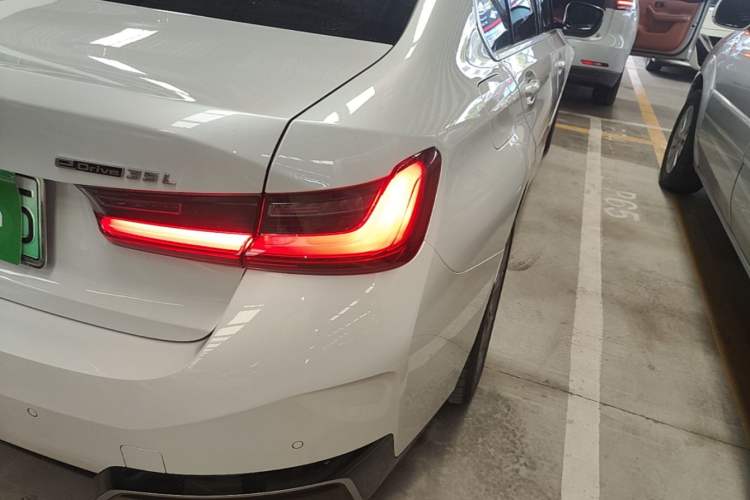 Used BMW i3 2025 eDrive 35 L Right Rear Taillight