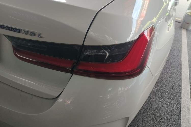 Used BMW i3 2025 eDrive 35 L Right Rear Taillight
