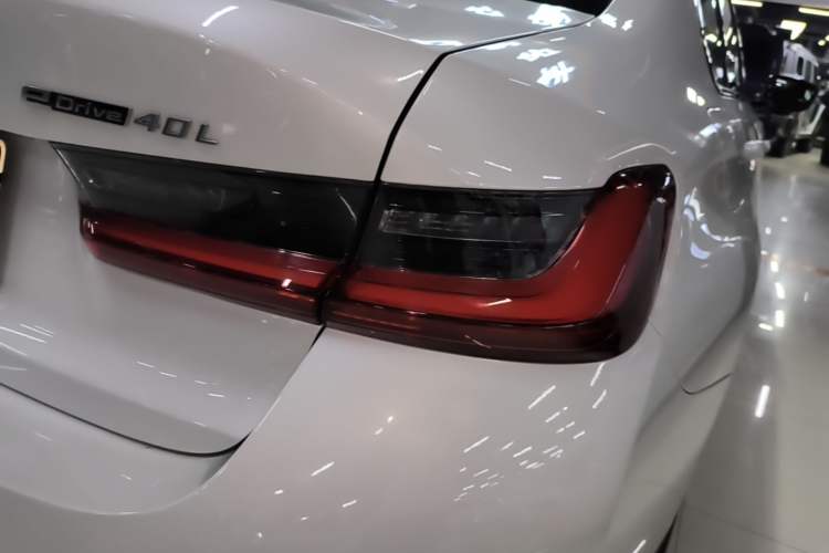 Used BMW i3 2025 eDrive 40 L Midnight Edition Right Rear Taillight