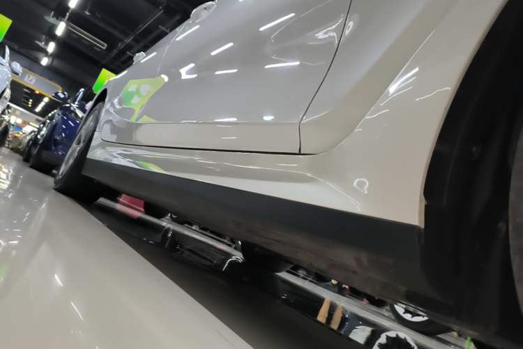 Used BMW i3 2025 eDrive 35 L Right Side Sill