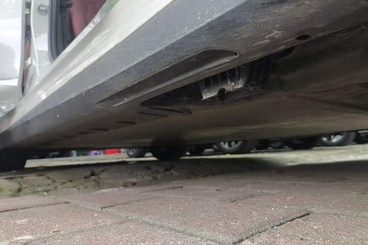 Used BMW i3 2025 eDrive 35 L Right Side Sill