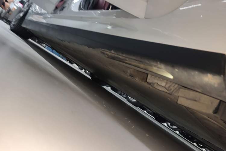 Used BMW i3 2025 eDrive 35 L Right Side Sill