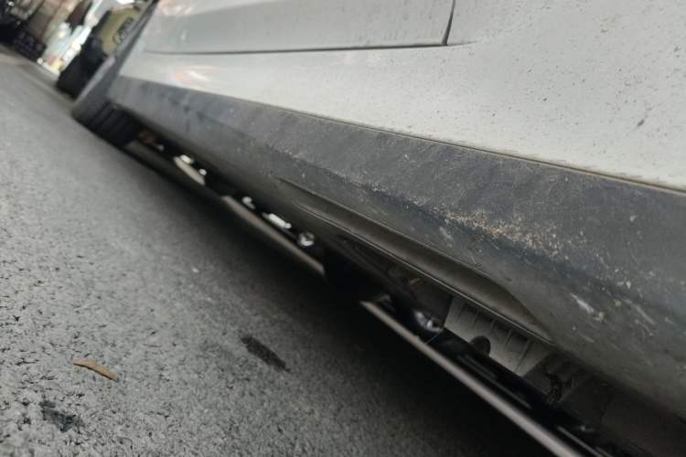Used BMW i3 2025 eDrive 35 L Right Side Sill