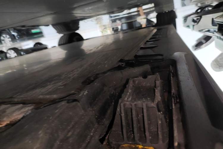 Used BMW i3 2025 eDrive 35 L Right Side Sill