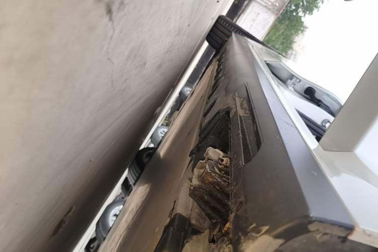 Used BMW i3 2025 eDrive 40 L Midnight Edition Right Side Sill