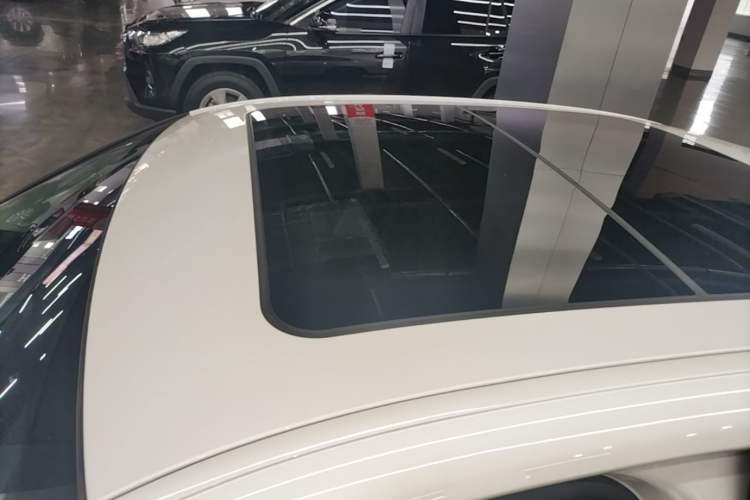 Used BMW i3 2025 eDrive 40 L Midnight Edition Roof