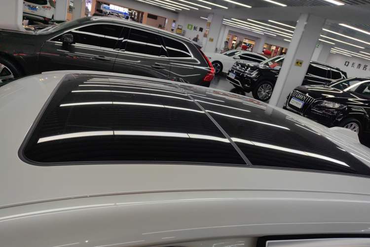 Used BMW i3 2025 eDrive 35 L Roof