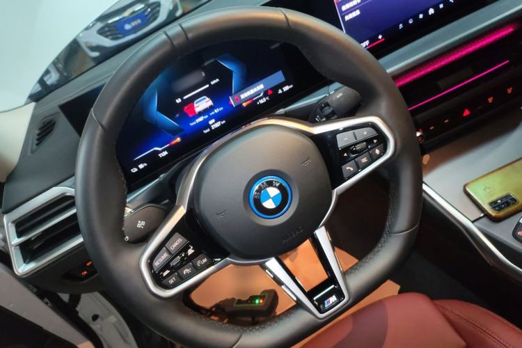 Used BMW i3 2025 eDrive 35 L Steering Wheel