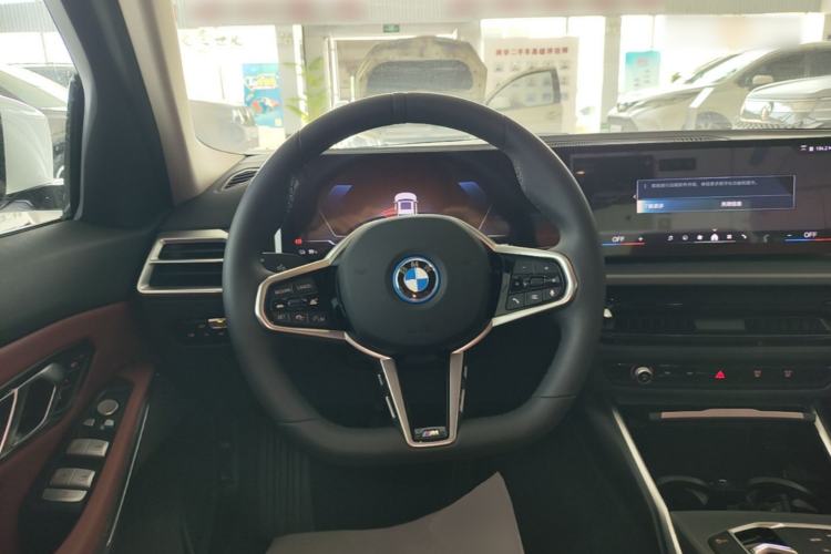 Used BMW i3 2025 eDrive 35 L Steering Wheel