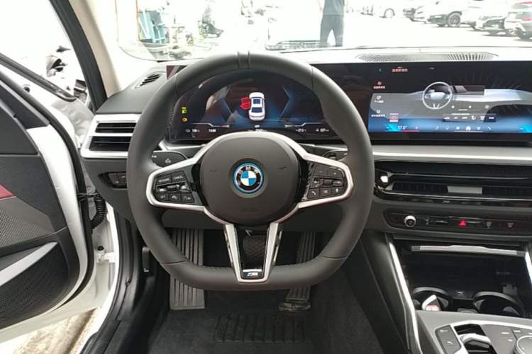 Used BMW i3 2025 eDrive 35 L Steering Wheel