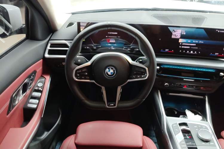 Used BMW i3 2025 eDrive 35 L Steering Wheel