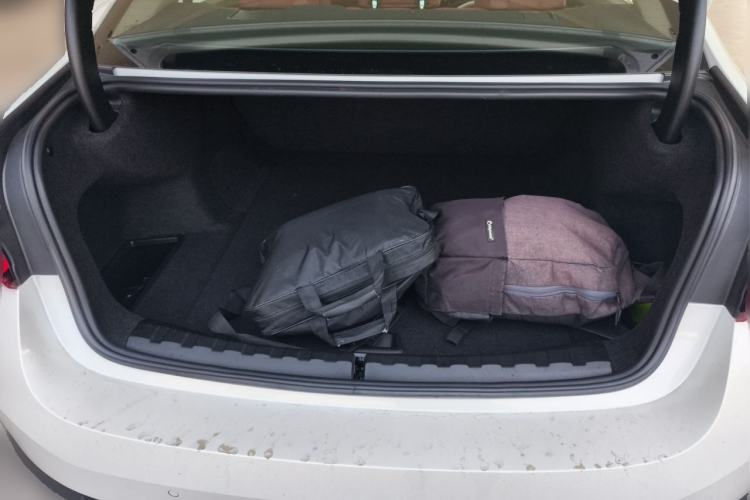 Used BMW i3 2025 eDrive 40 L Midnight Edition Trunk