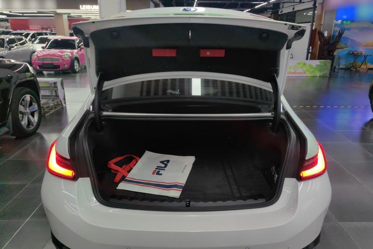 Used BMW i3 2025 eDrive 35 L Trunk