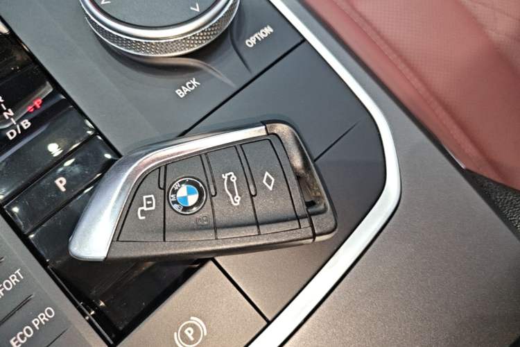Used BMW i3 2025 eDrive 35 L Vehicle Key