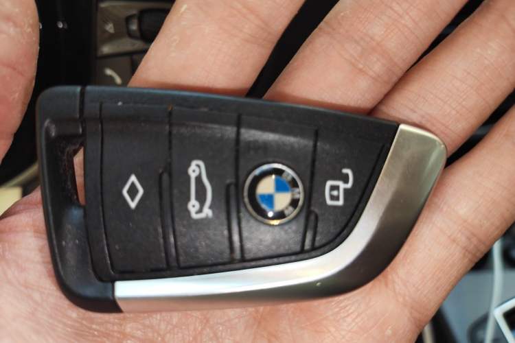 Used BMW i3 2025 eDrive 35 L Vehicle Key