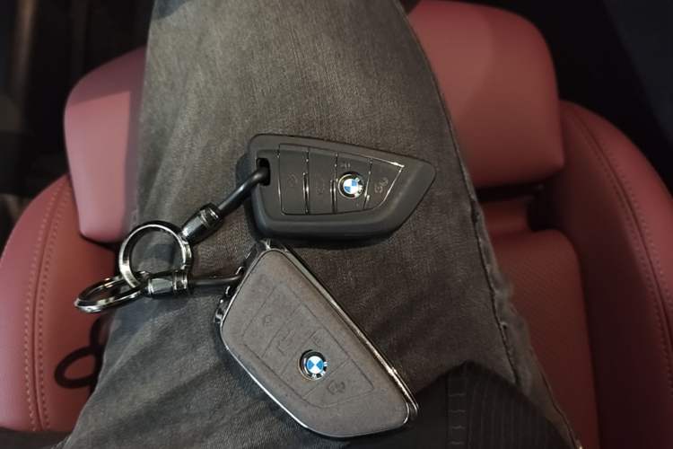 Used BMW i3 2025 eDrive 35 L Vehicle Key