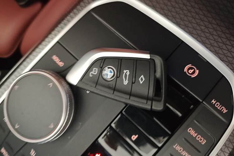 Used BMW i3 2025 eDrive 40 L Midnight Edition Vehicle Key