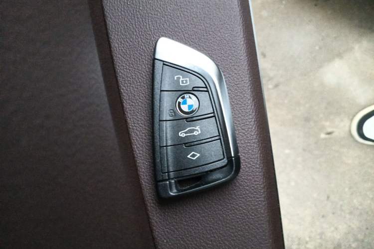 Used BMW i3 2025 eDrive 35 L Vehicle Key