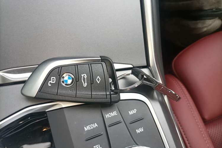 Used BMW i3 2025 eDrive 35 L Vehicle Key