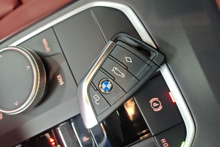 Used BMW i3 2025 eDrive 35 L Vehicle Key
