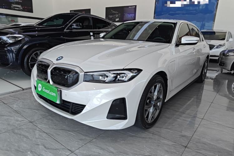 BMW i3 2025 eDrive 35 L