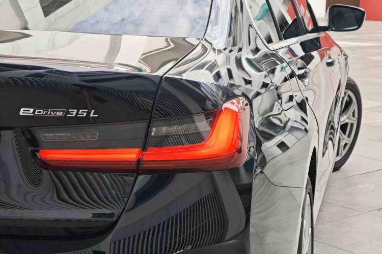 Used BMW i3 2026 Model, eDrive 35 L Exterior 7