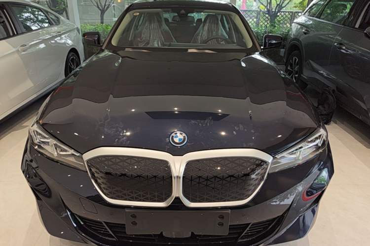 Used BMW i3 2026 Model, eDrive 35 L Front