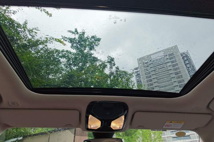 Used BMW i3 2026 Model, eDrive 35 L Headliner
