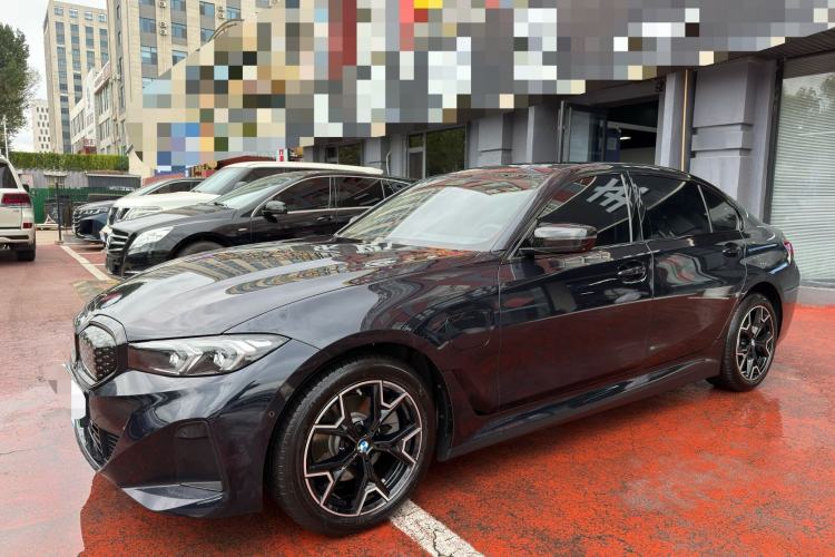 BMW i3 2026 Model, eDrive 40 L Night Package