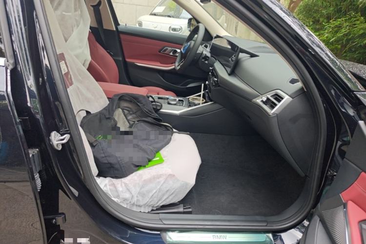 Used BMW i3 2026 Model, eDrive 35 L Right Front Seat