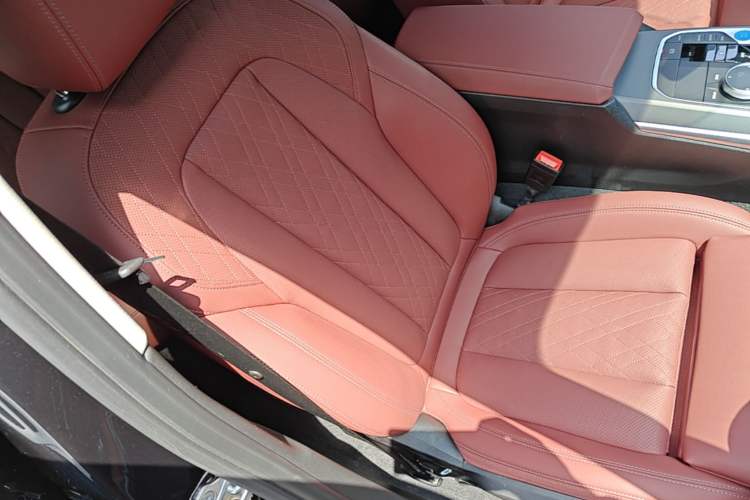 Used BMW i3 2026 Model, eDrive 35 L Right Front Seat