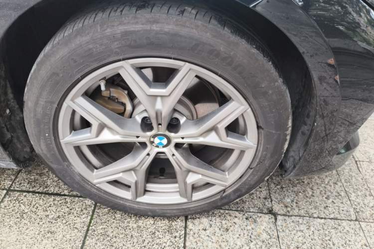 Used BMW i3 2026 Model, eDrive 35 L Right Front Wheel Hub