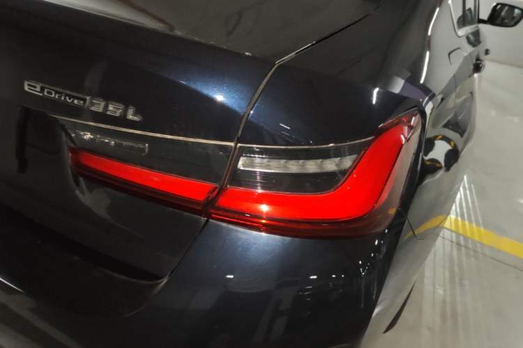 Used BMW i3 2026 Model, eDrive 35 L Right Rear Taillight