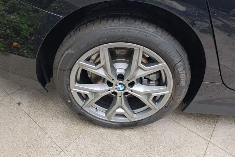 Used BMW i3 2026 Model, eDrive 35 L Right Rear Wheel Hub
