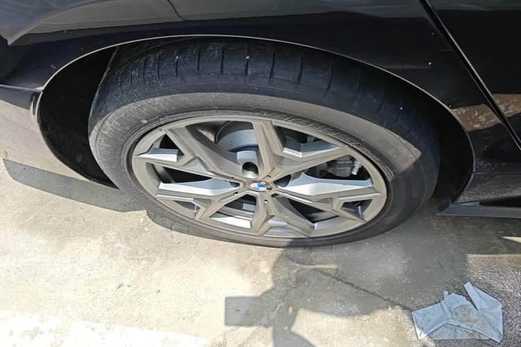 Used BMW i3 2026 Model, eDrive 35 L Right Rear Wheel Hub