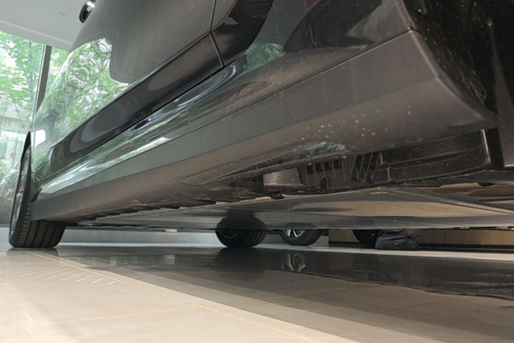 Used BMW i3 2026 Model, eDrive 35 L Right Side Sill