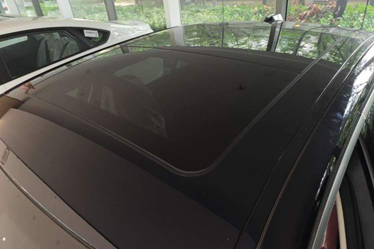 Used BMW i3 2026 Model, eDrive 35 L Roof