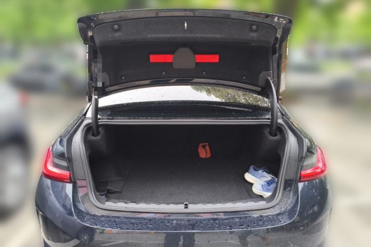 Used BMW i3 2026 Model, eDrive 35 L Trunk