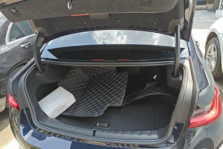 Used BMW i3 2026 Model, eDrive 35 L Trunk