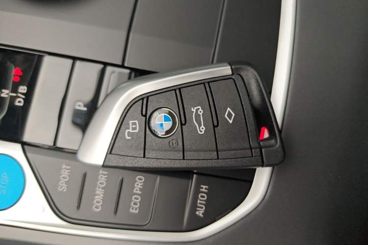 Used BMW i3 2026 Model, eDrive 35 L Vehicle Key